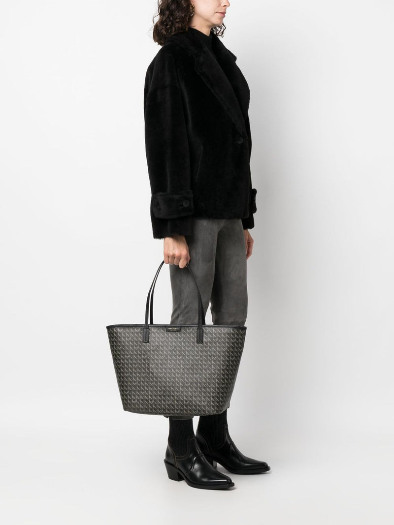 Black bag, full body view