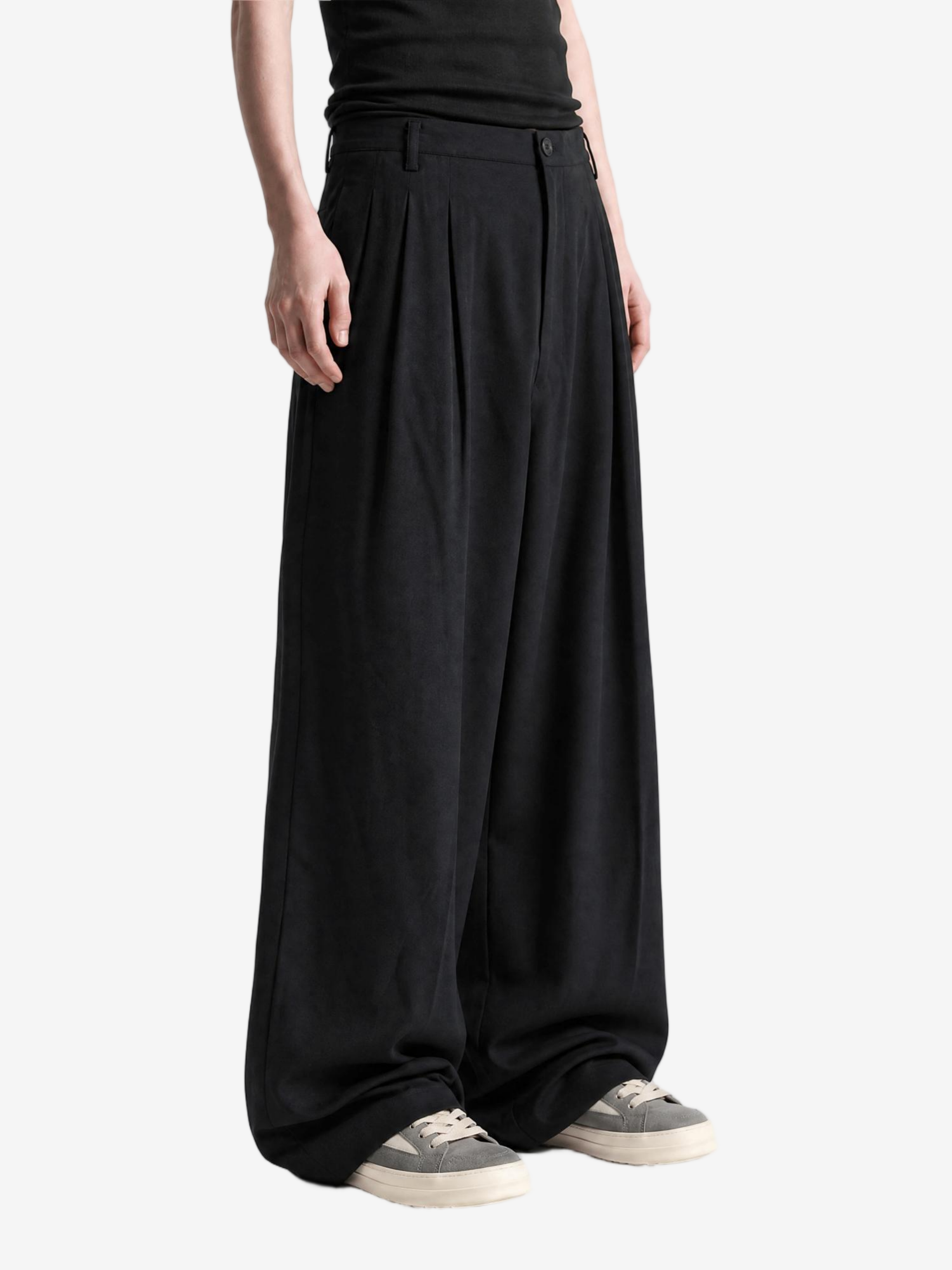 Black pants, full body view