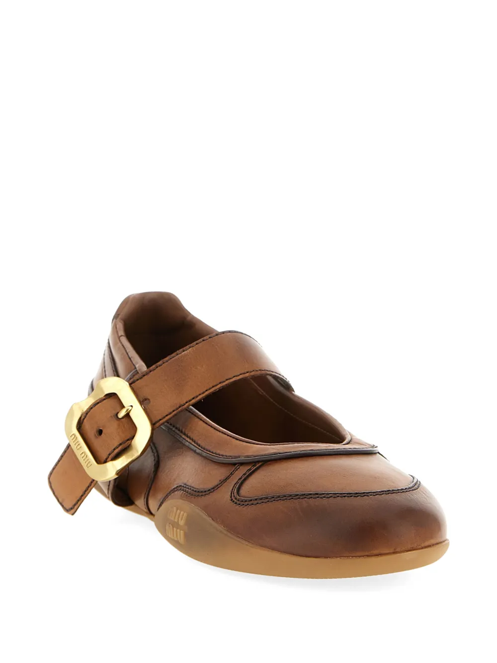 Brown shoes, front view