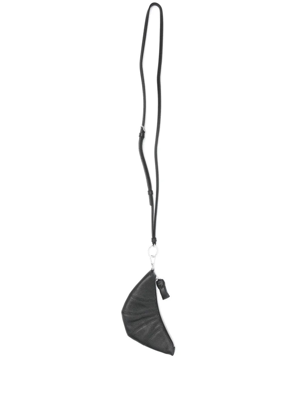 Black accessories, front view