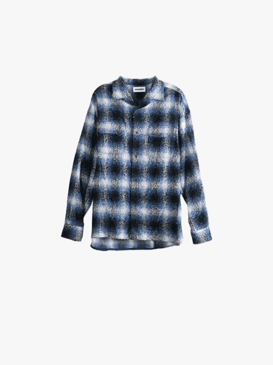 Blue shirt, front view