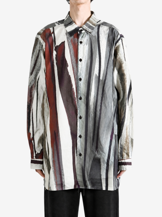Grey shirt, full body view