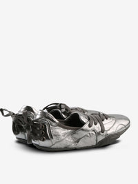 Silver ballet shoes，back view