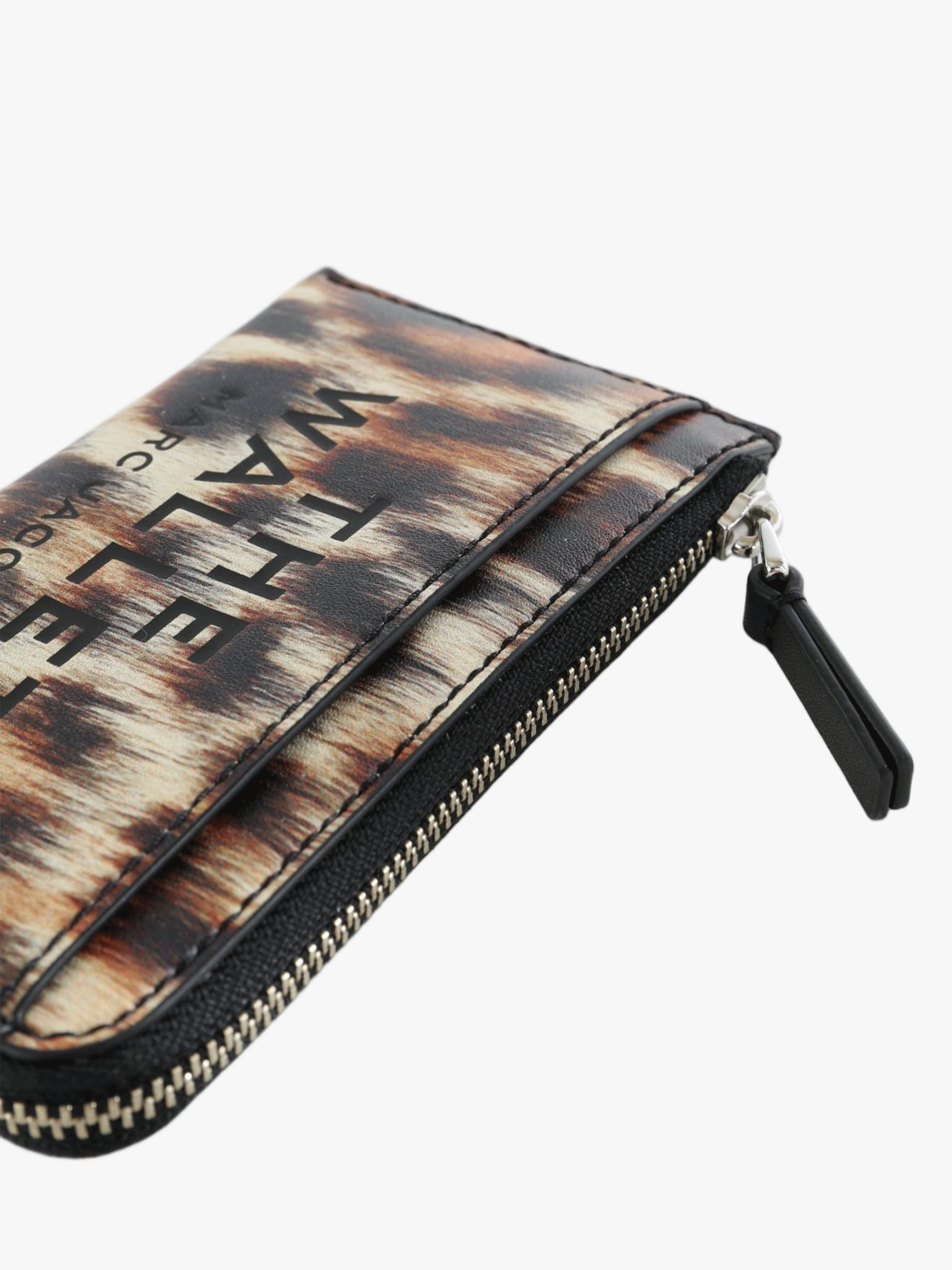 Brown accessories, front view