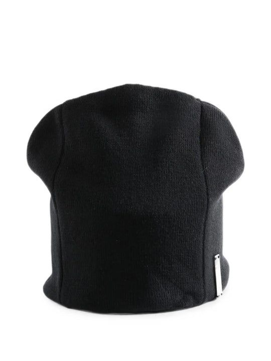 Black hat, front view