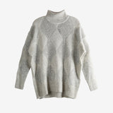 Gray sweater,front view