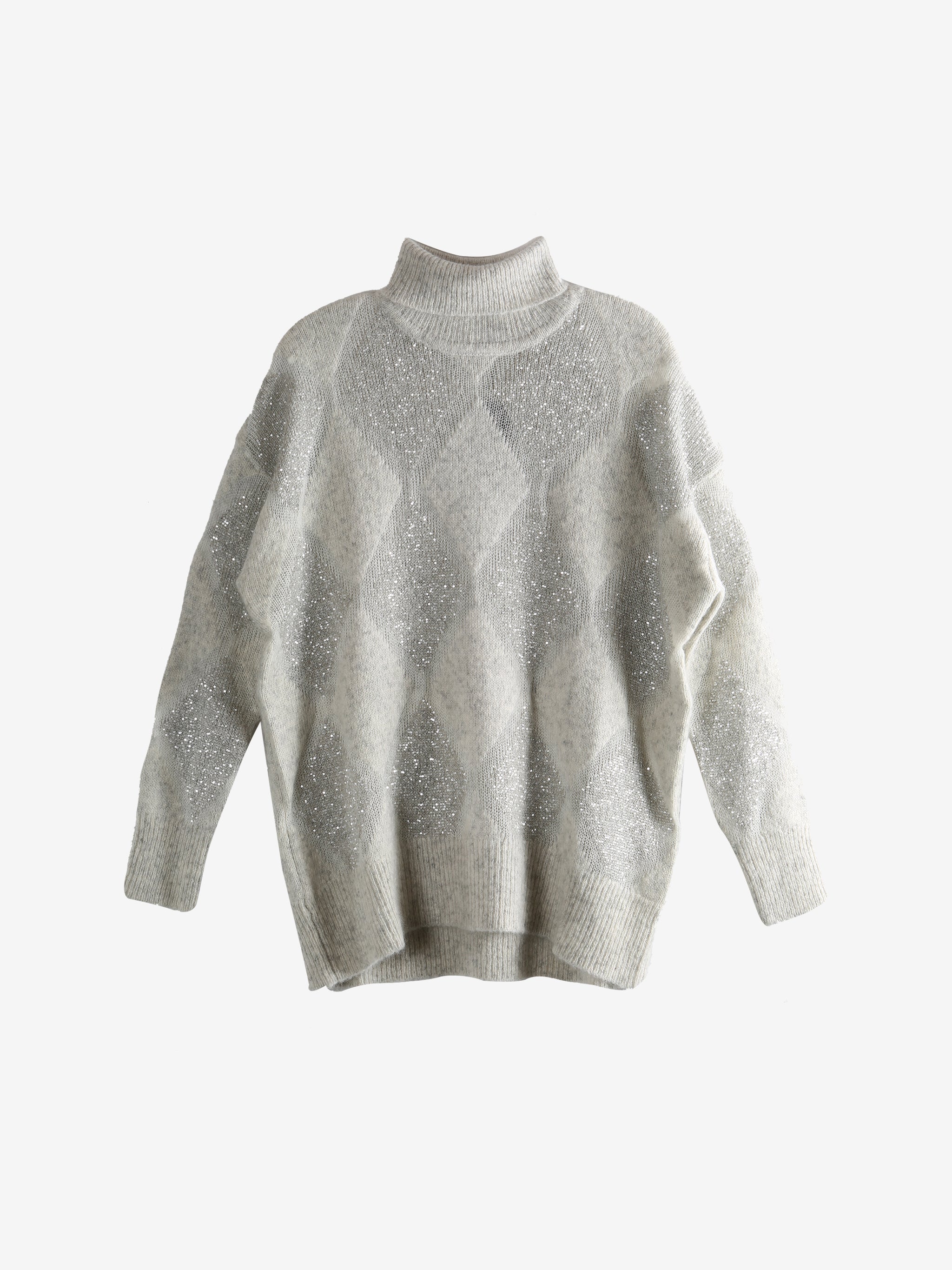 Gray sweater,front view
