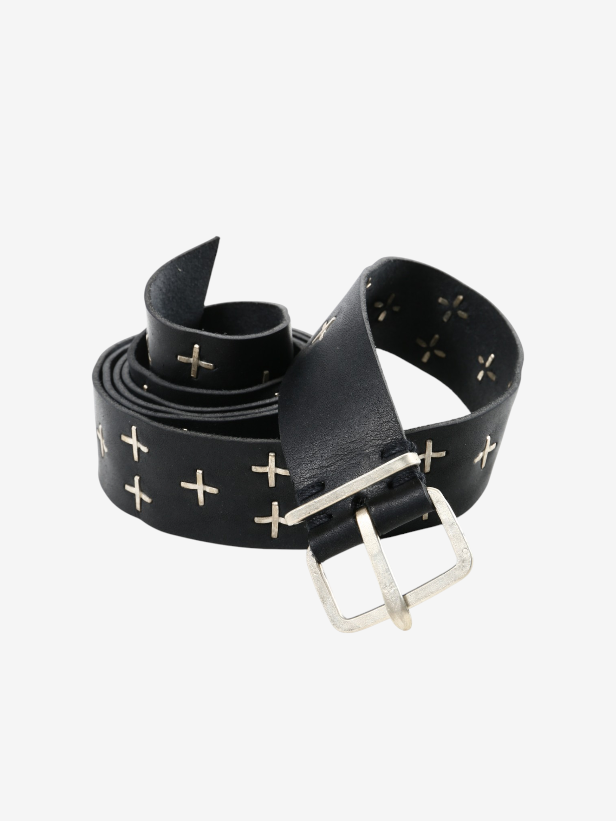 Black accessories, front view