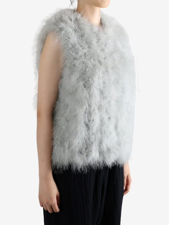 Grey gilet worn by a person, showing the gilet fit