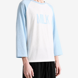 Blue t-shirt, full body view