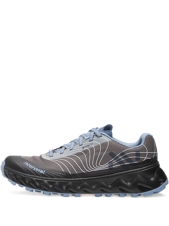 Blue shoes, front view