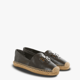 Black flat, side view