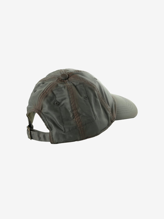 grey hat, side view