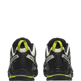 white sneakers,back view