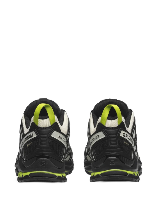 white sneakers,back view