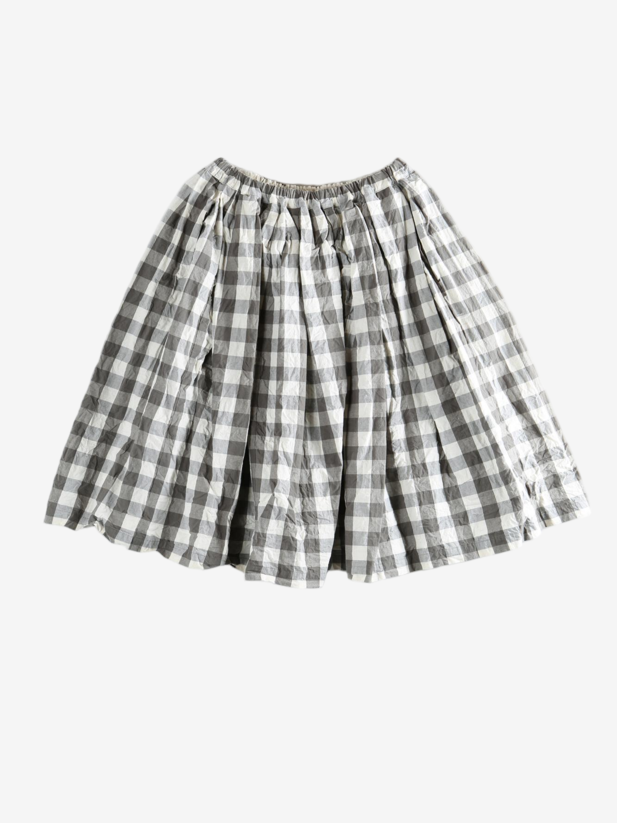 whirt skirt,front view