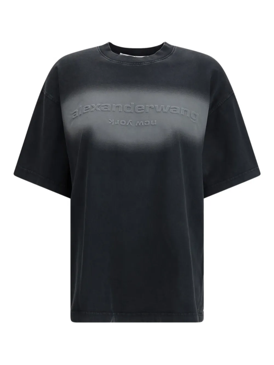 Black t-shirt,front view