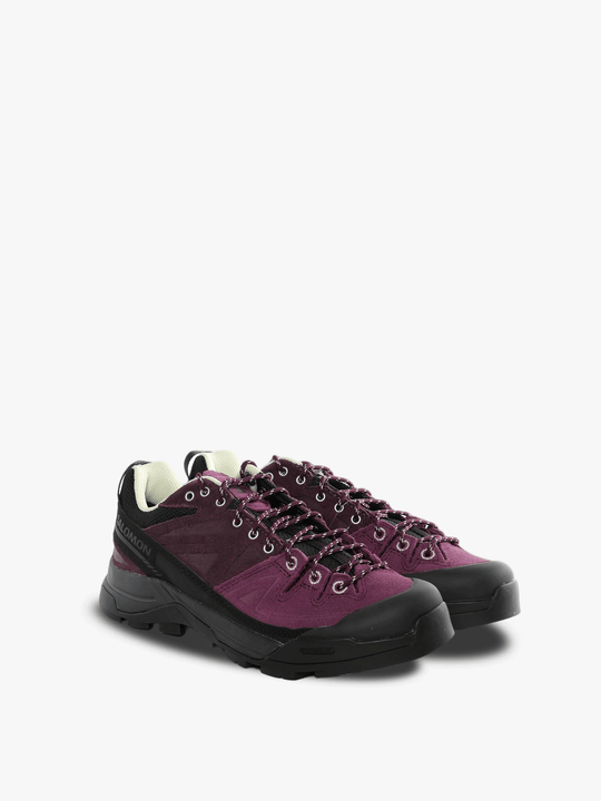 purple sneakers,side view