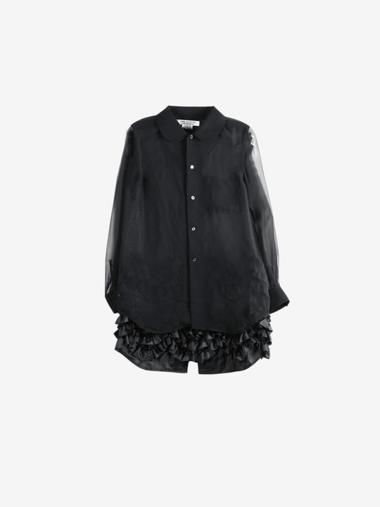 Black shirt, front view