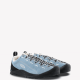 Blue shoes, front view