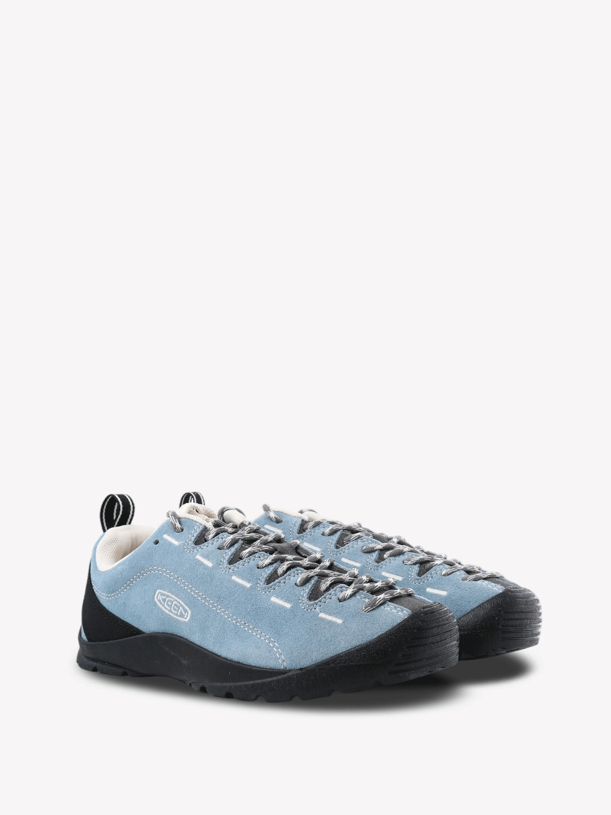 Blue shoes, front view