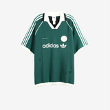 Green t-shirt, front view
