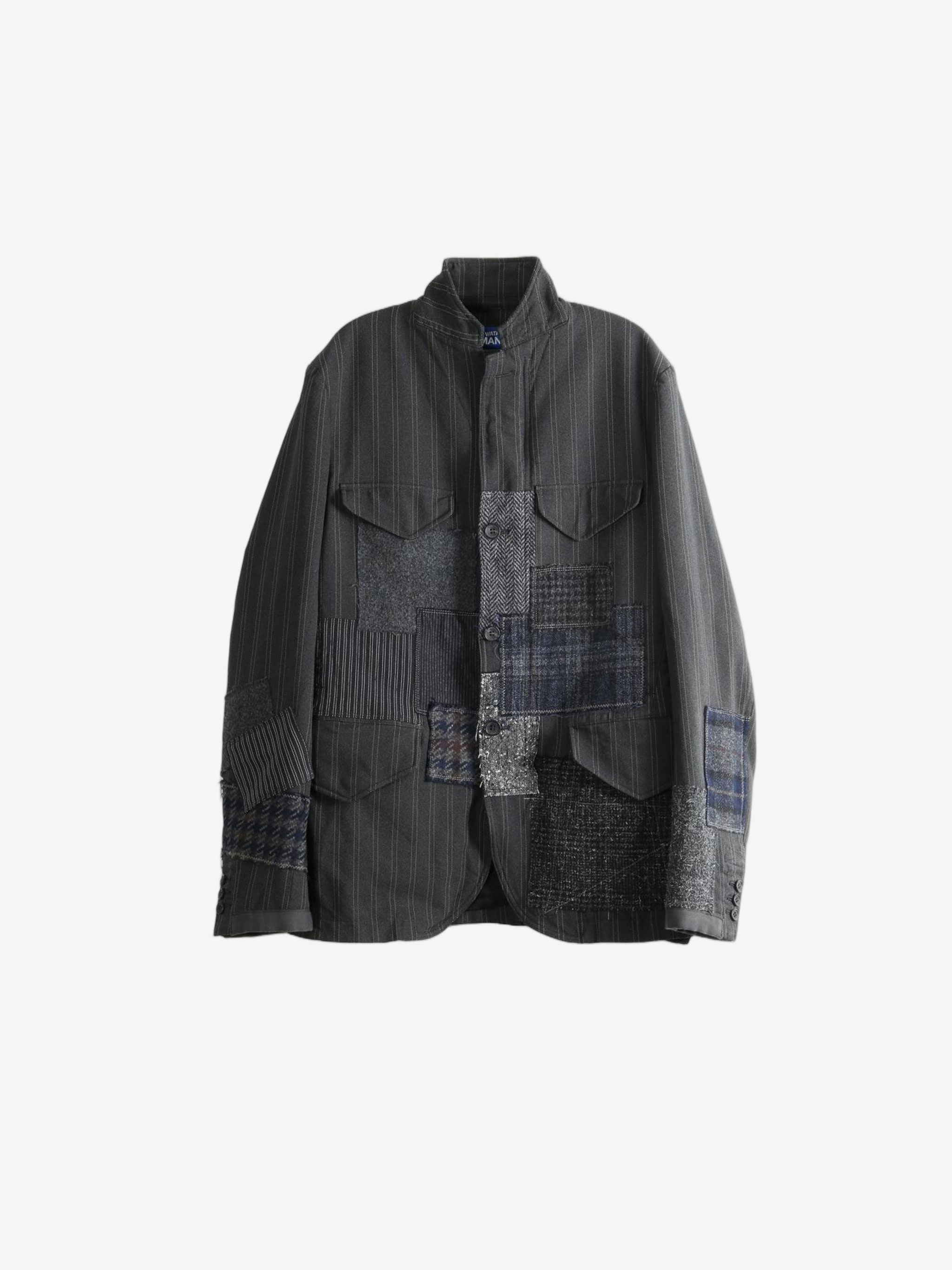 Grey jacket, front view