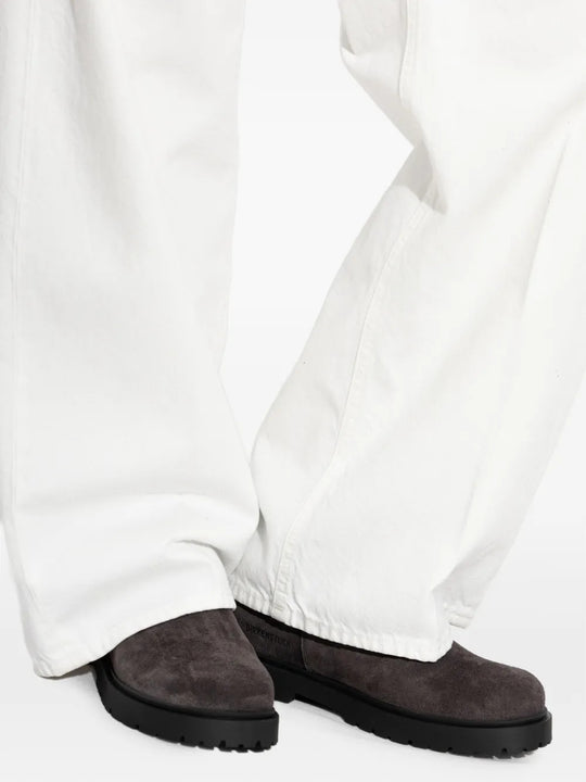 Grey boots, front view