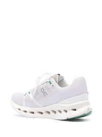 ON RUNNING - Women Cloudsurfer Sneaker