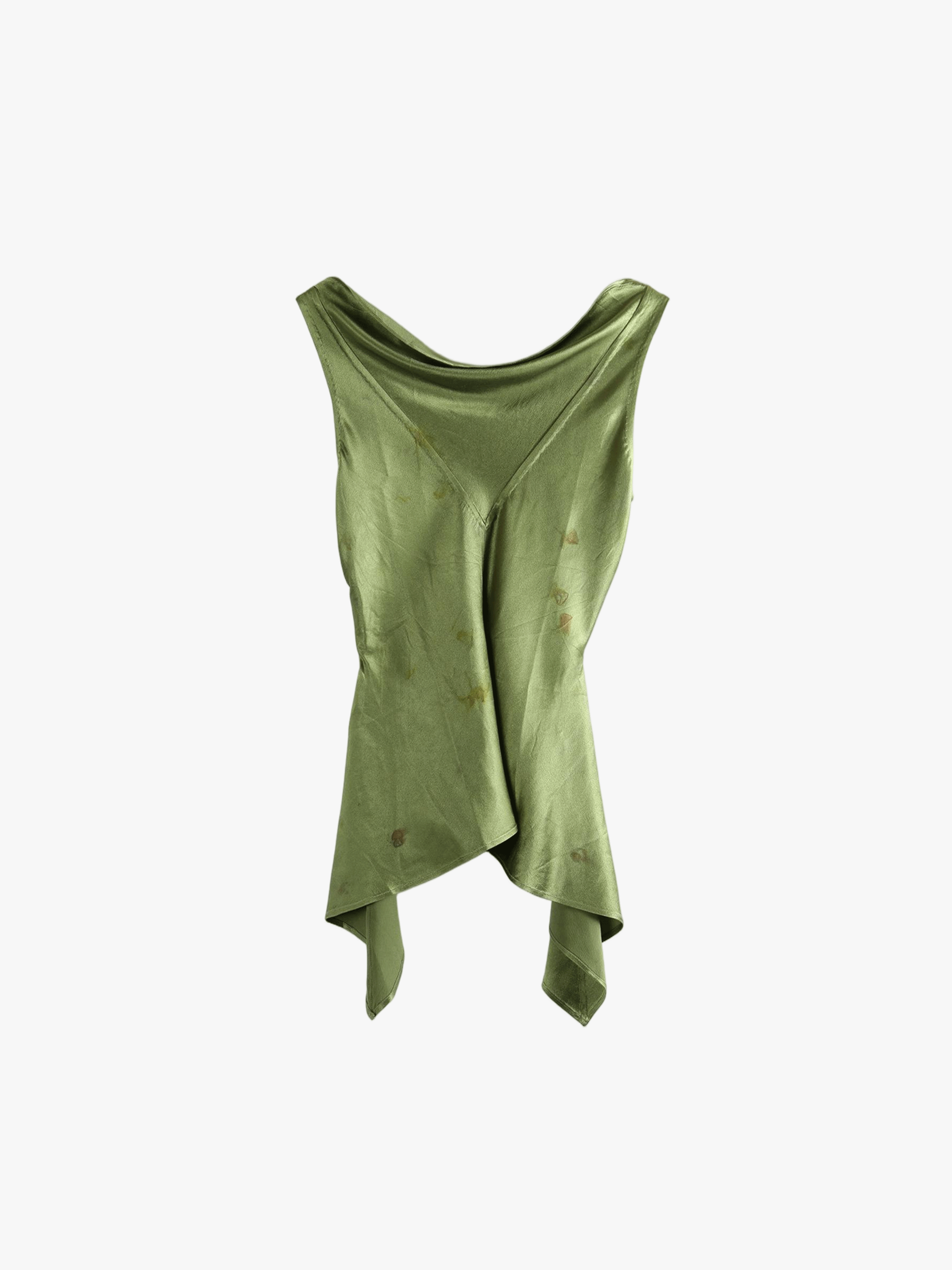 Green tops, front view