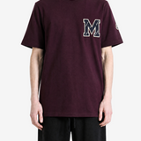 Burgundy t-shirt, full body view