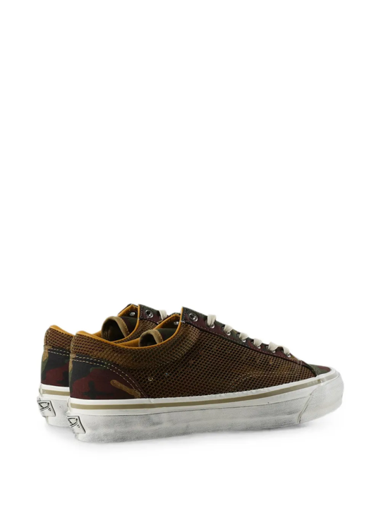 Green shoes, side view