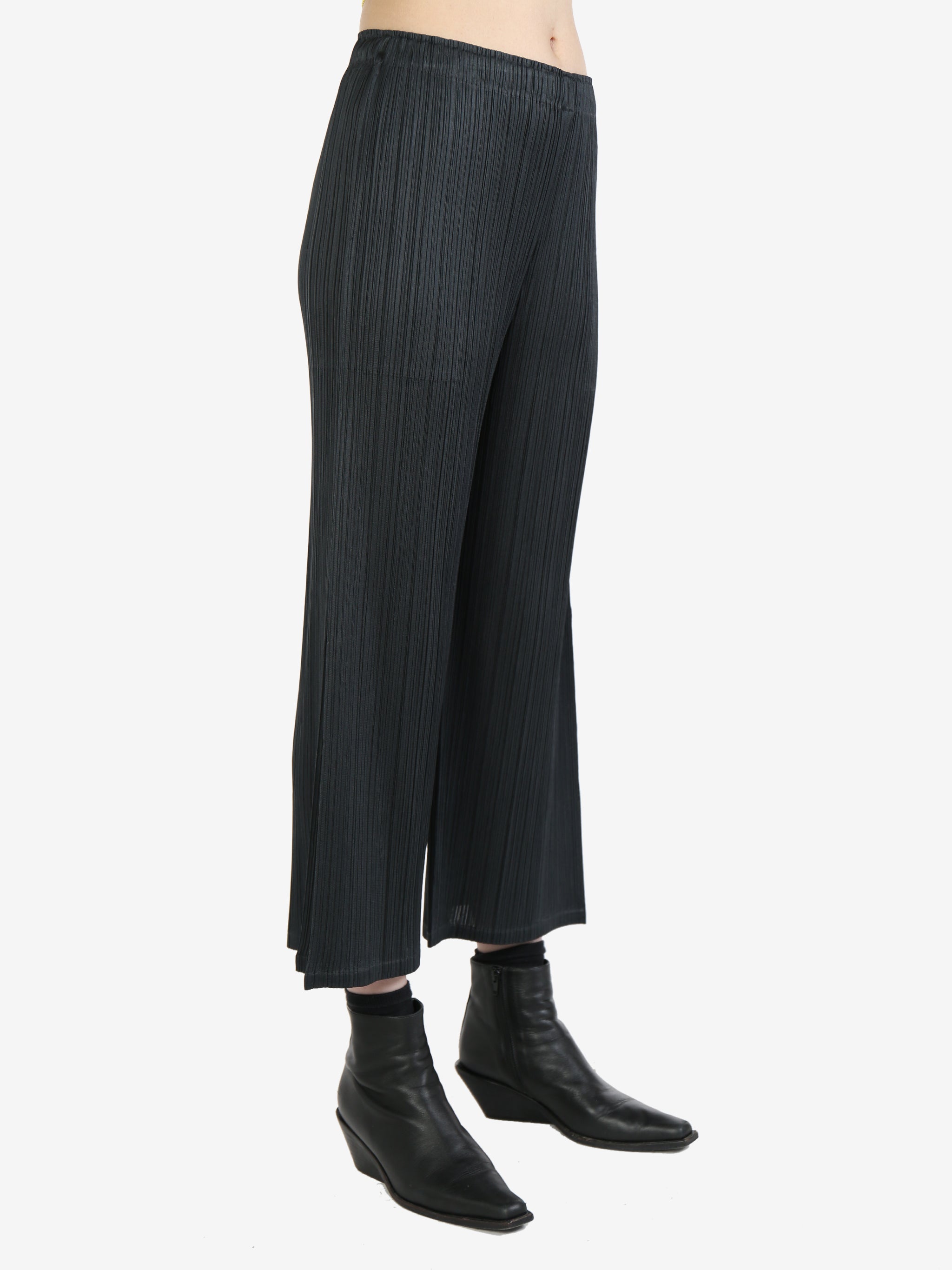 PLEATS PLEASE ISSEY MIYAKE Women Monthly Colors: March Pants 