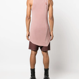 Pink t-shirt, full body view