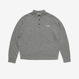 Grey knitwear, front view