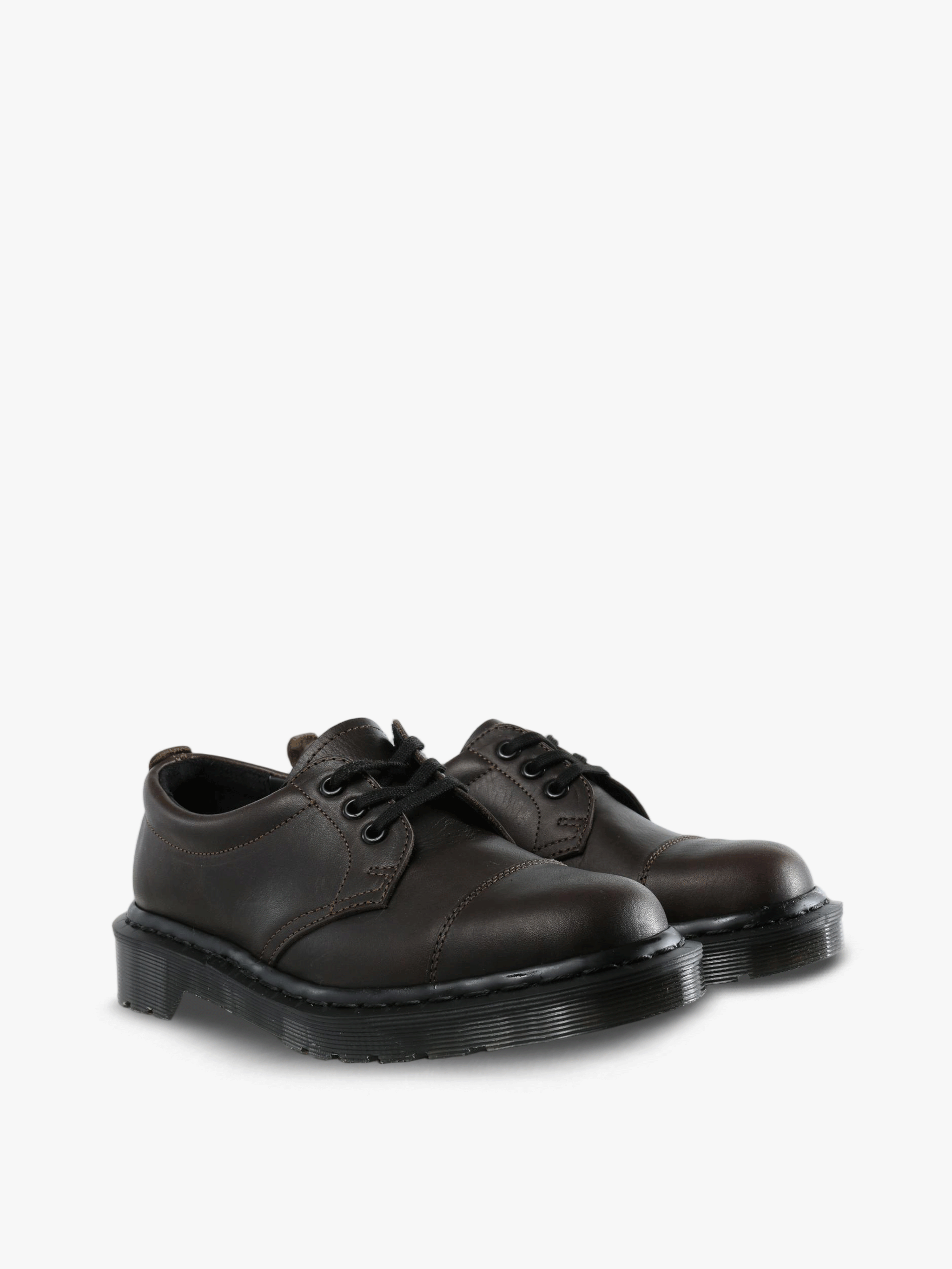 Black shoes, front view