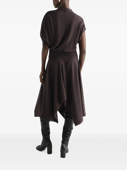 Brown dress, front view