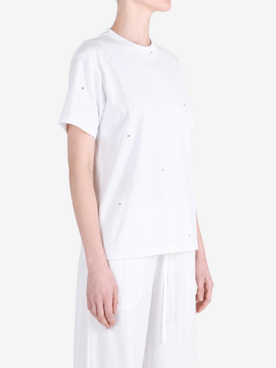 White t-shirt, full body view