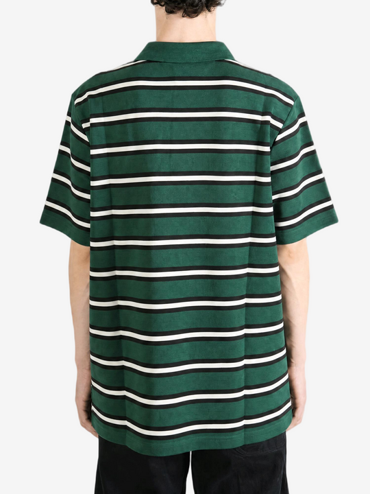 Green shirt, full body view