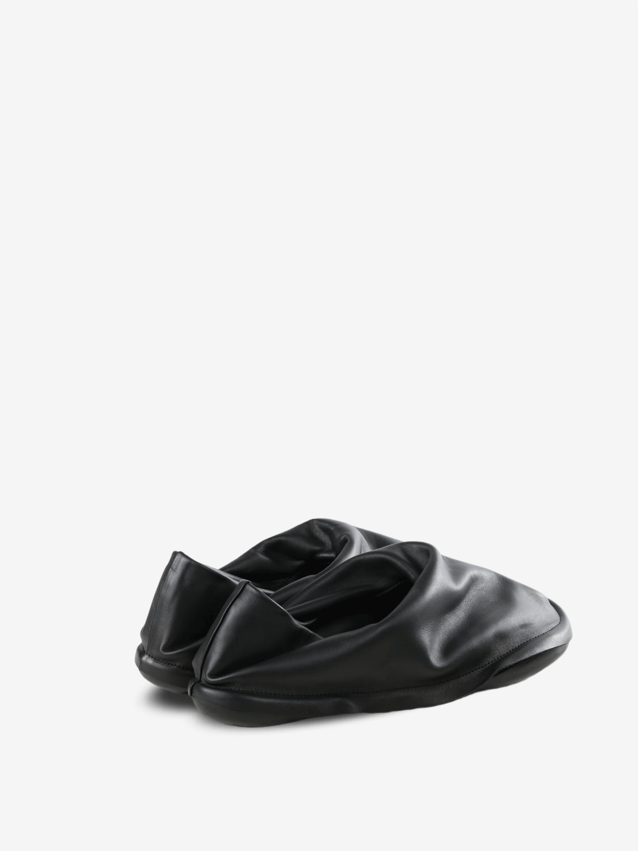 Black shoes, back view