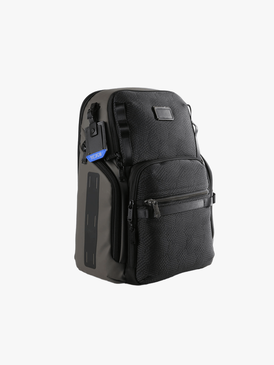 Black bag, side view