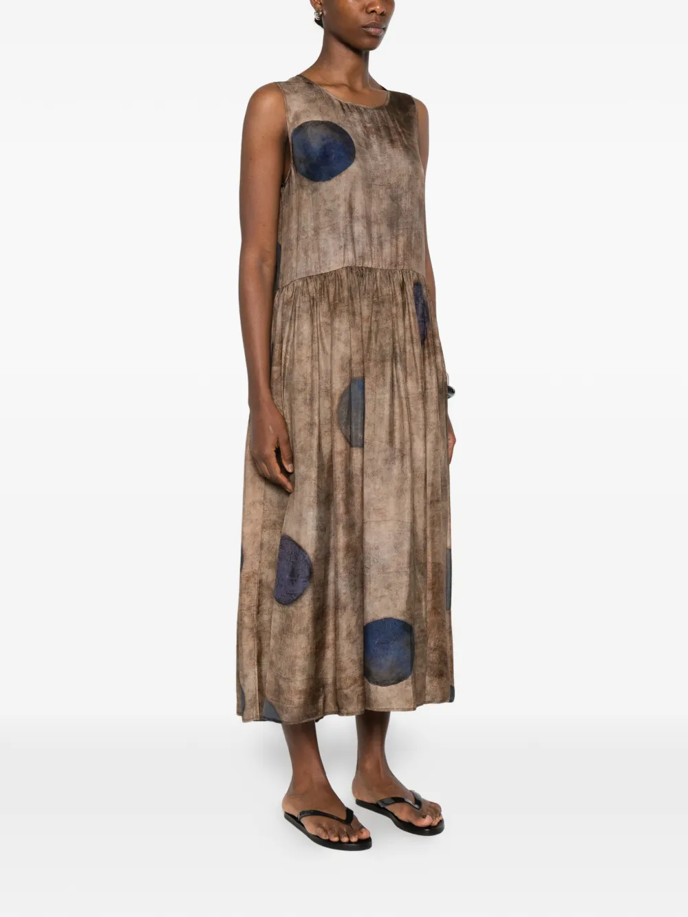 Brown dress, full body view