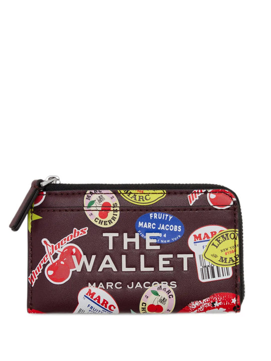 Burgundy accessories, front view