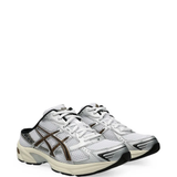 White shoes, front view