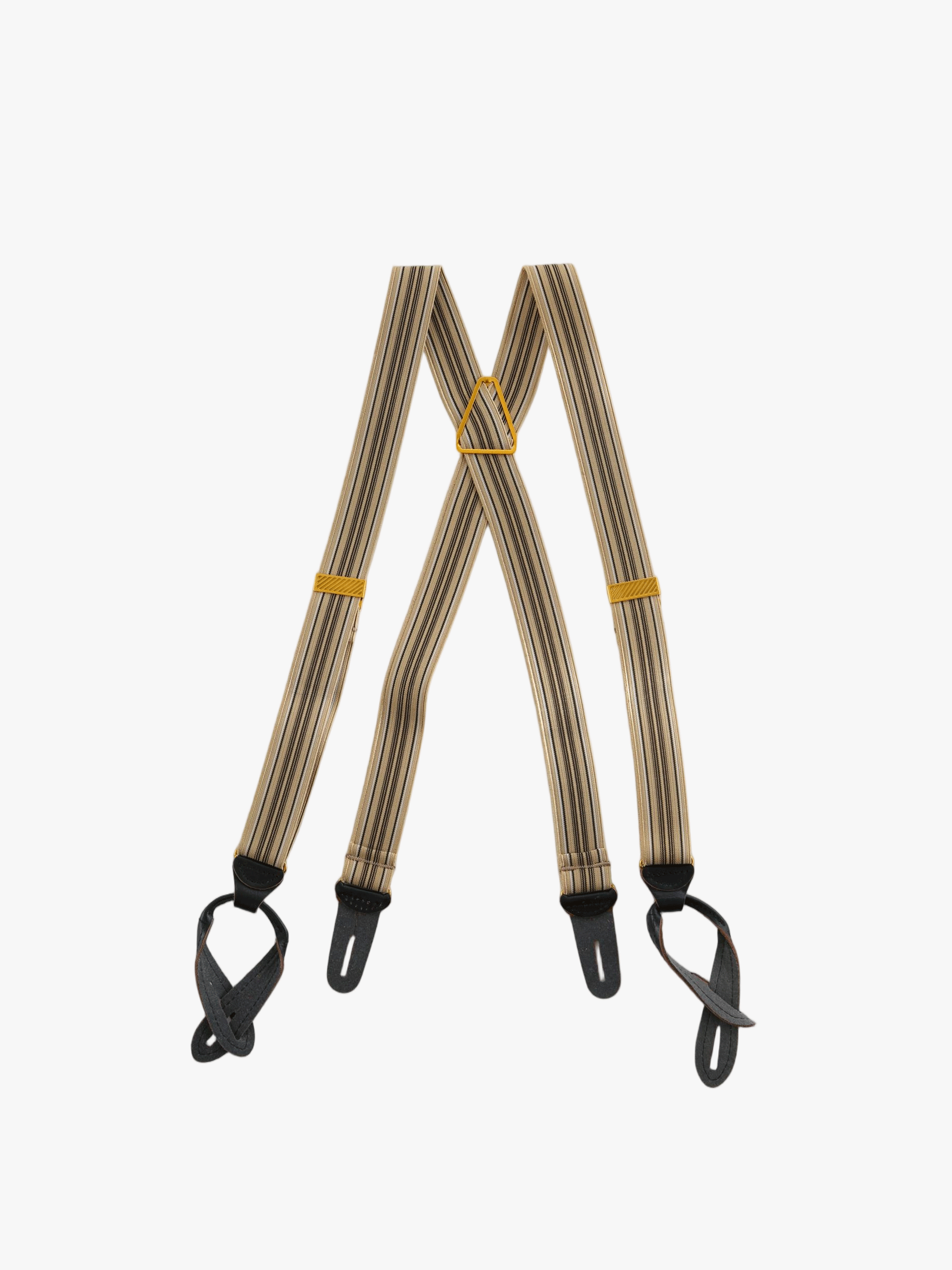 Tan accessories, front view