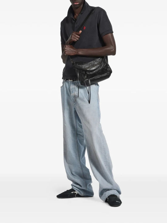 Black bag, full body view