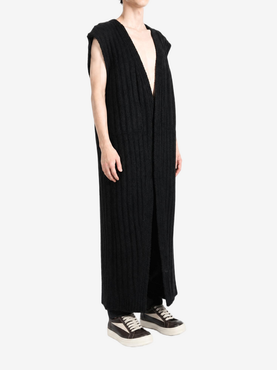 Black top, full body view