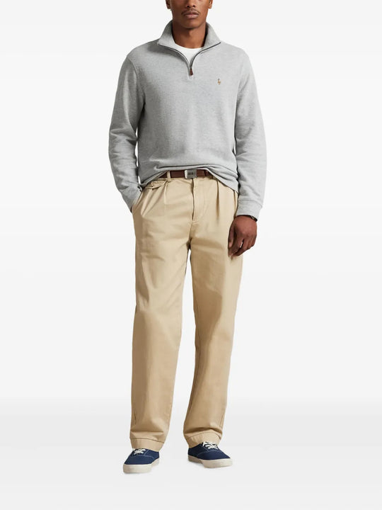 Grey knitwear, full body view