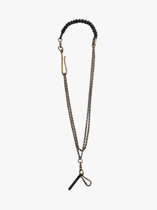 Black accessories, front view