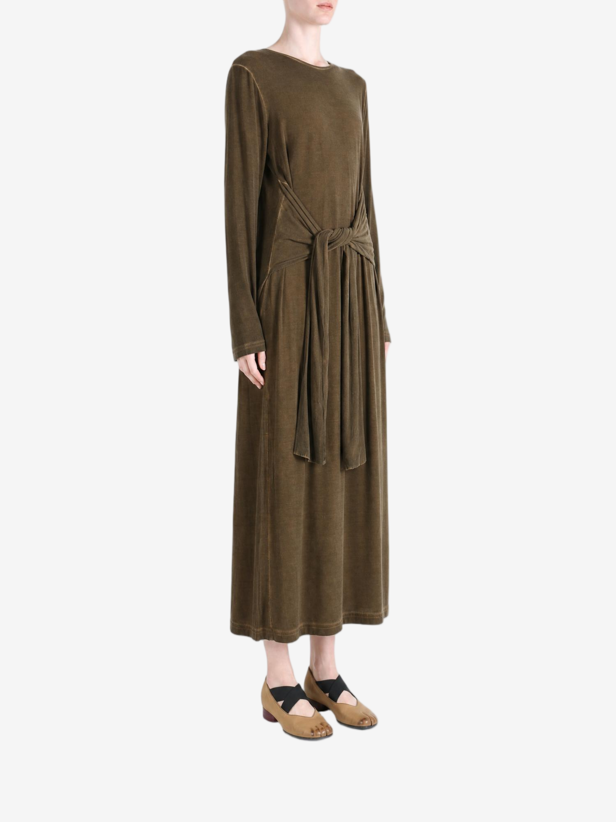 Brown dress, front view